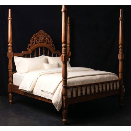 Royal Windsor Four Poster Solid Sheesham Wood Bed - Image 2