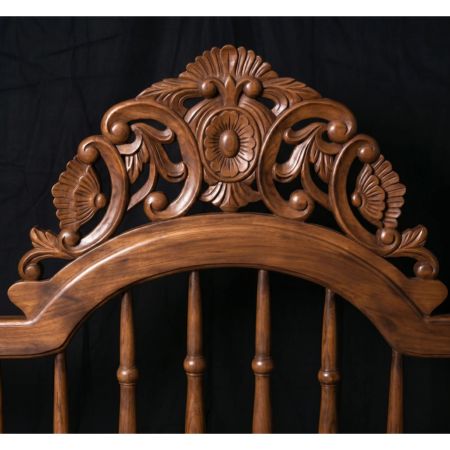 Royal Windsor Four Poster Solid Sheesham Wood Bed - Image 3
